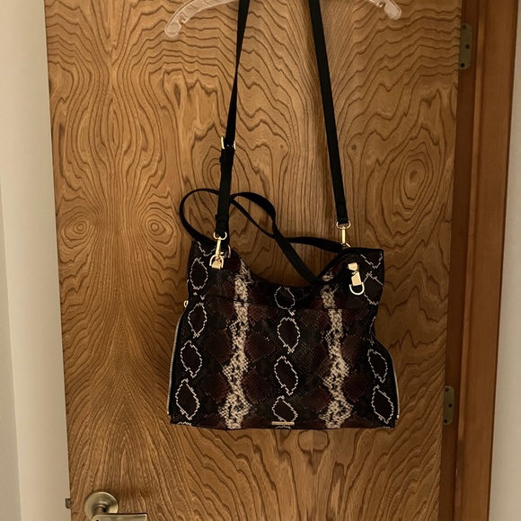 👜 Vince Camuto Snake Embossed Leather Tote - Emely - Picture 11 of 11